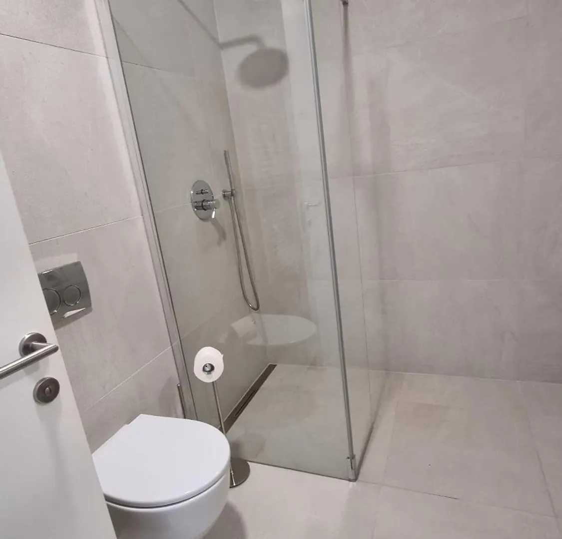 Villa Olive Labinci 0*,
